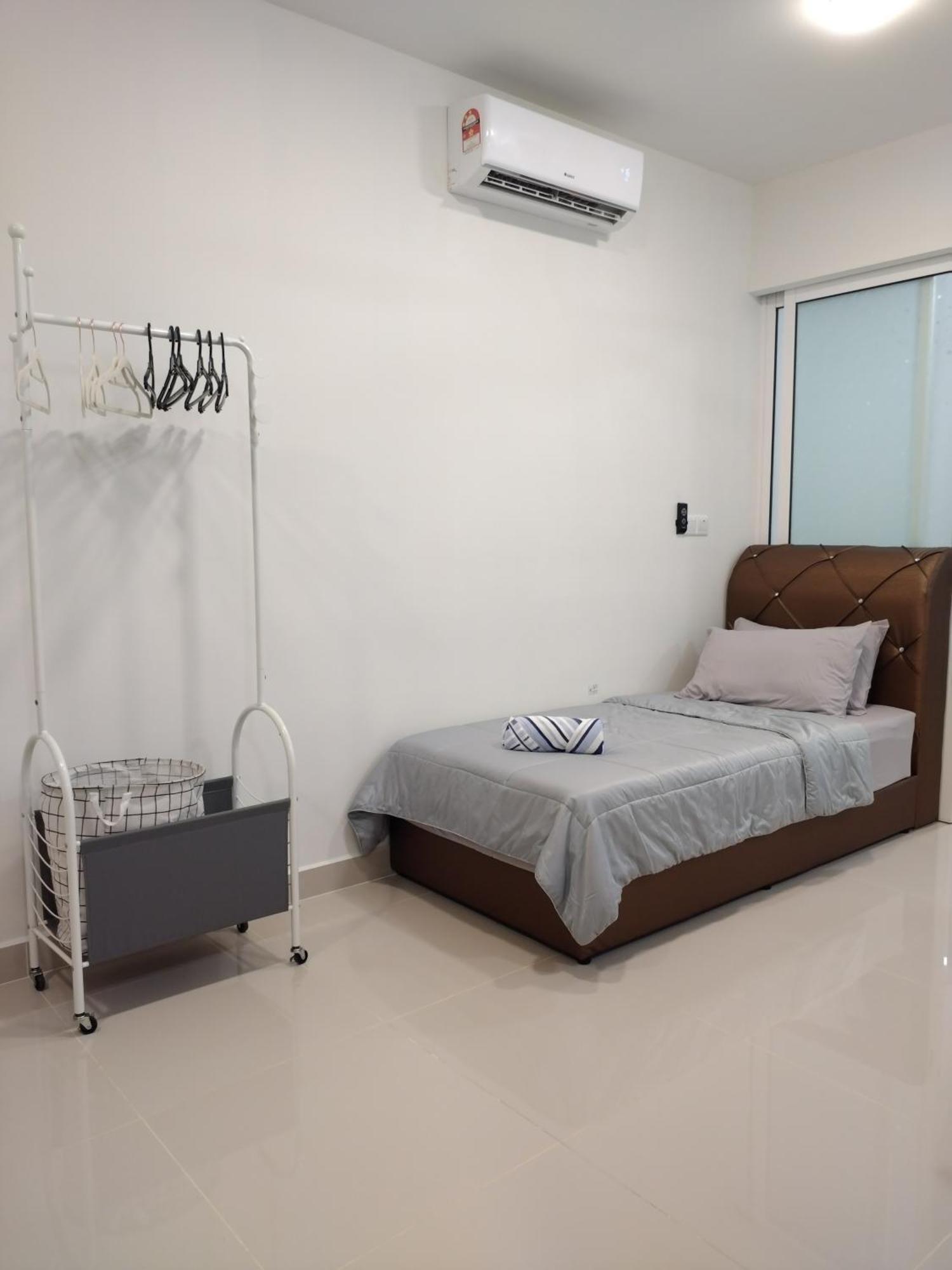 Aparthotel Hs Shore Pasar Besar Dan Kk Plaza *
