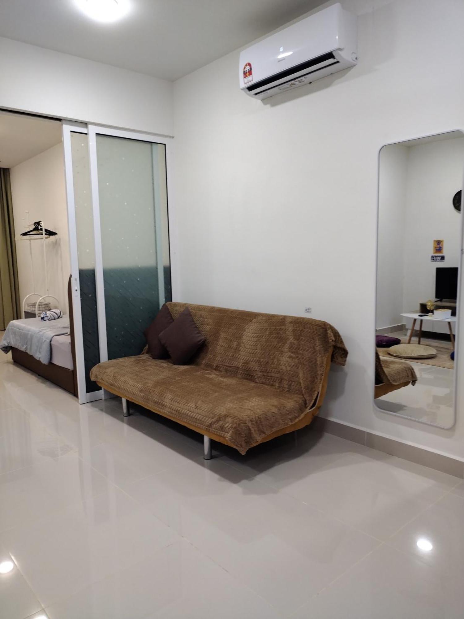 Aparthotel Hs Shore Pasar Besar Dan Kk Plaza *