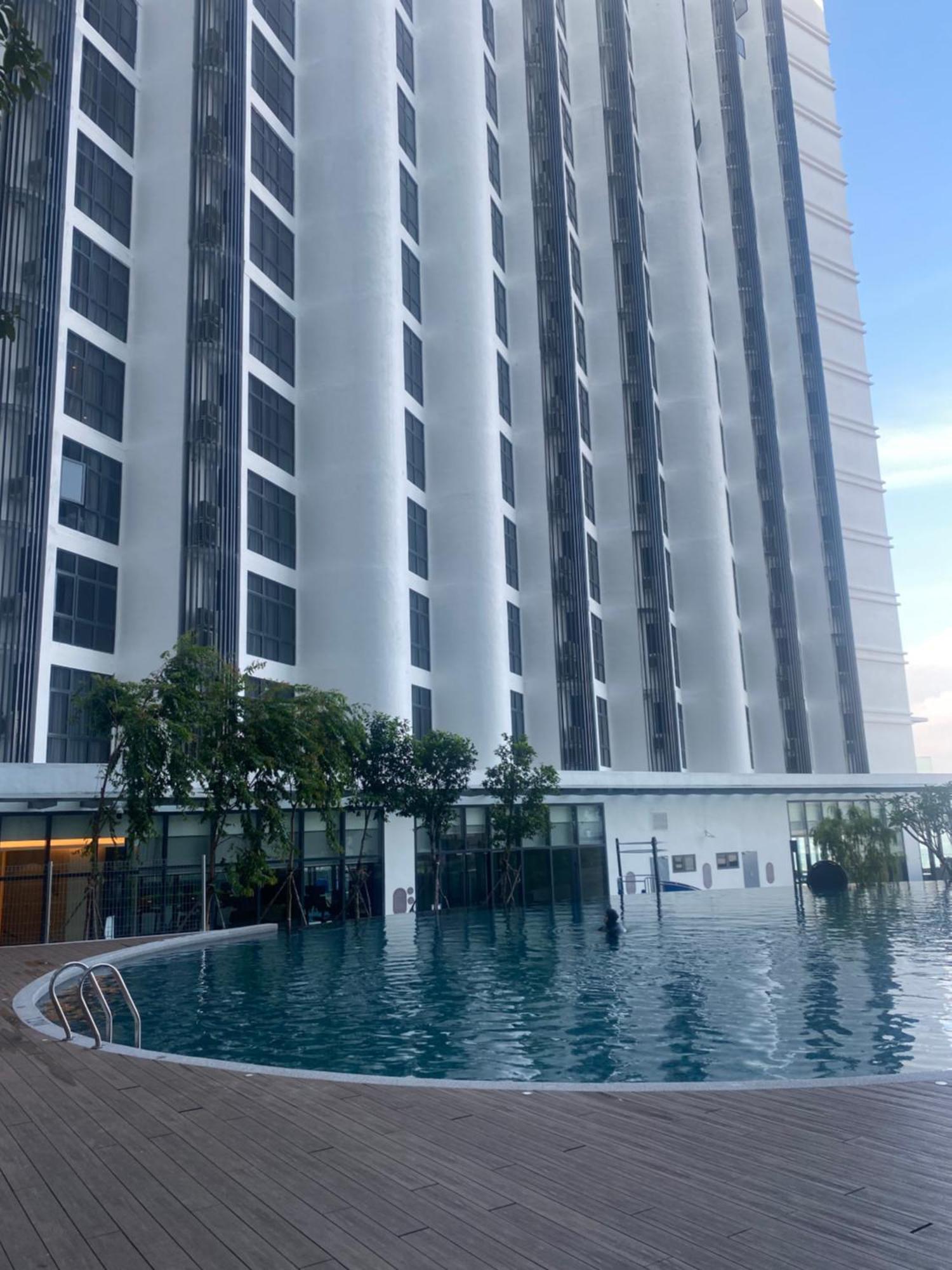 Hs Shore Pasar Besar Dan Kk Plaza Kota Kinabalu